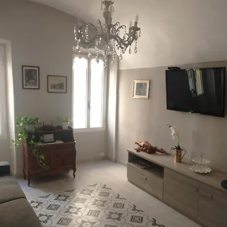Menotti Apartment *
